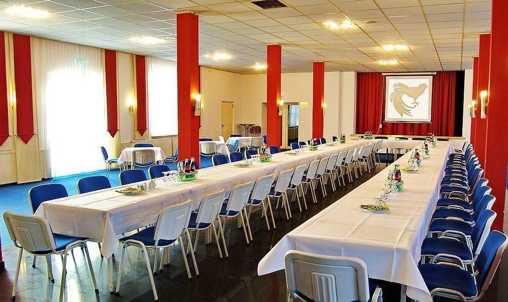 Hotel Goldener Fasan โอราเนียนบัมเวอร์ลิทซ์ ภายนอก รูปภาพ
