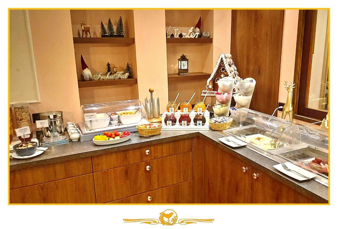 Hotel Goldener Fasan โอราเนียนบัมเวอร์ลิทซ์ ภายนอก รูปภาพ
